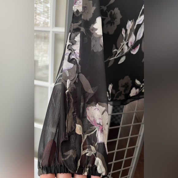 WHBM NWT Blouse Size L long sleeve black floral with tie at the neck. - Picture 11 of 13